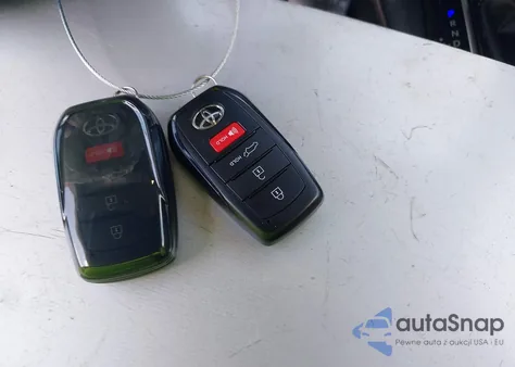 2023 Toyota Corolla Cross Xle из США, поврежденный, VIN 7MUDAAAG8PV065014